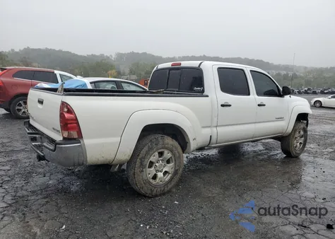 2008 Toyota Tacoma Double Cab Long Bed z USA, uszkodzony, nr VIN 5TEMU52N68Z473313